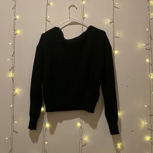 NWT black sweater size small. Boohoo